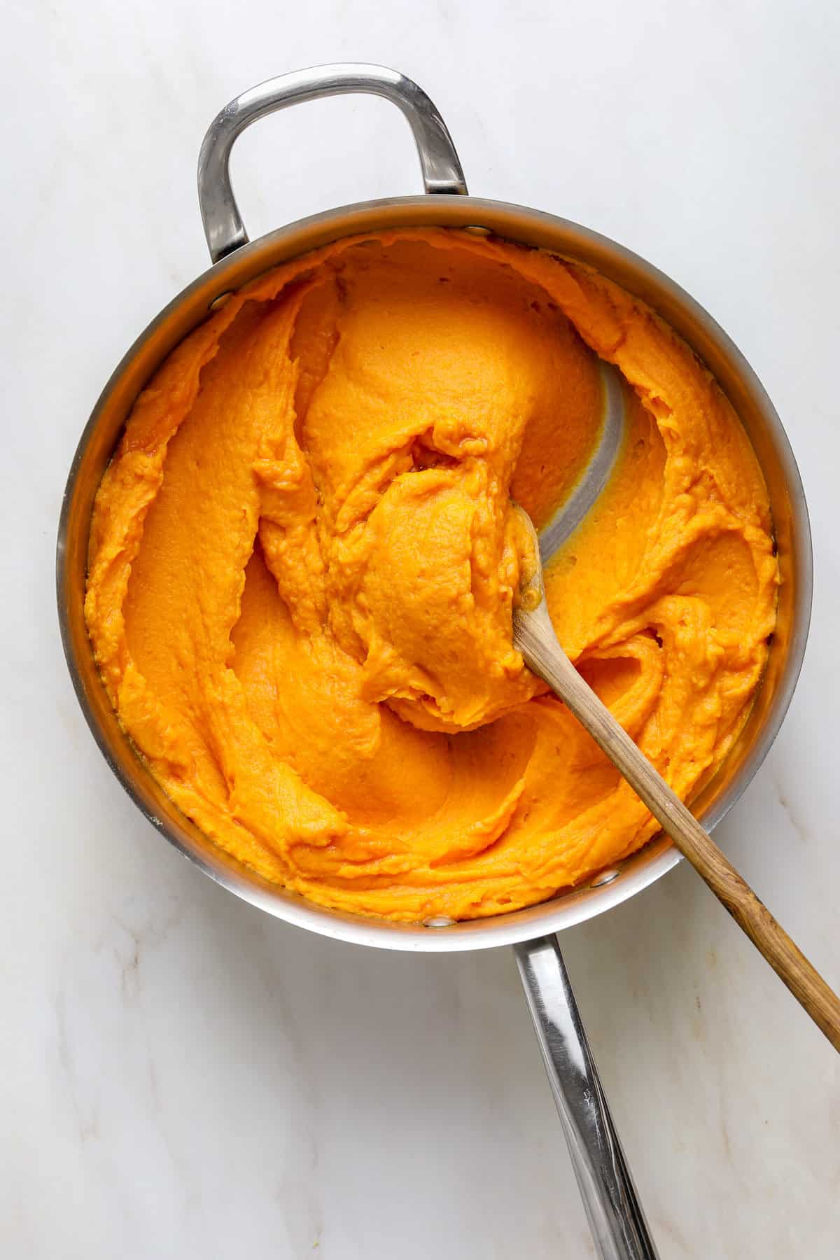 Roasted Garlic Sweet Potato  Mash 🌱